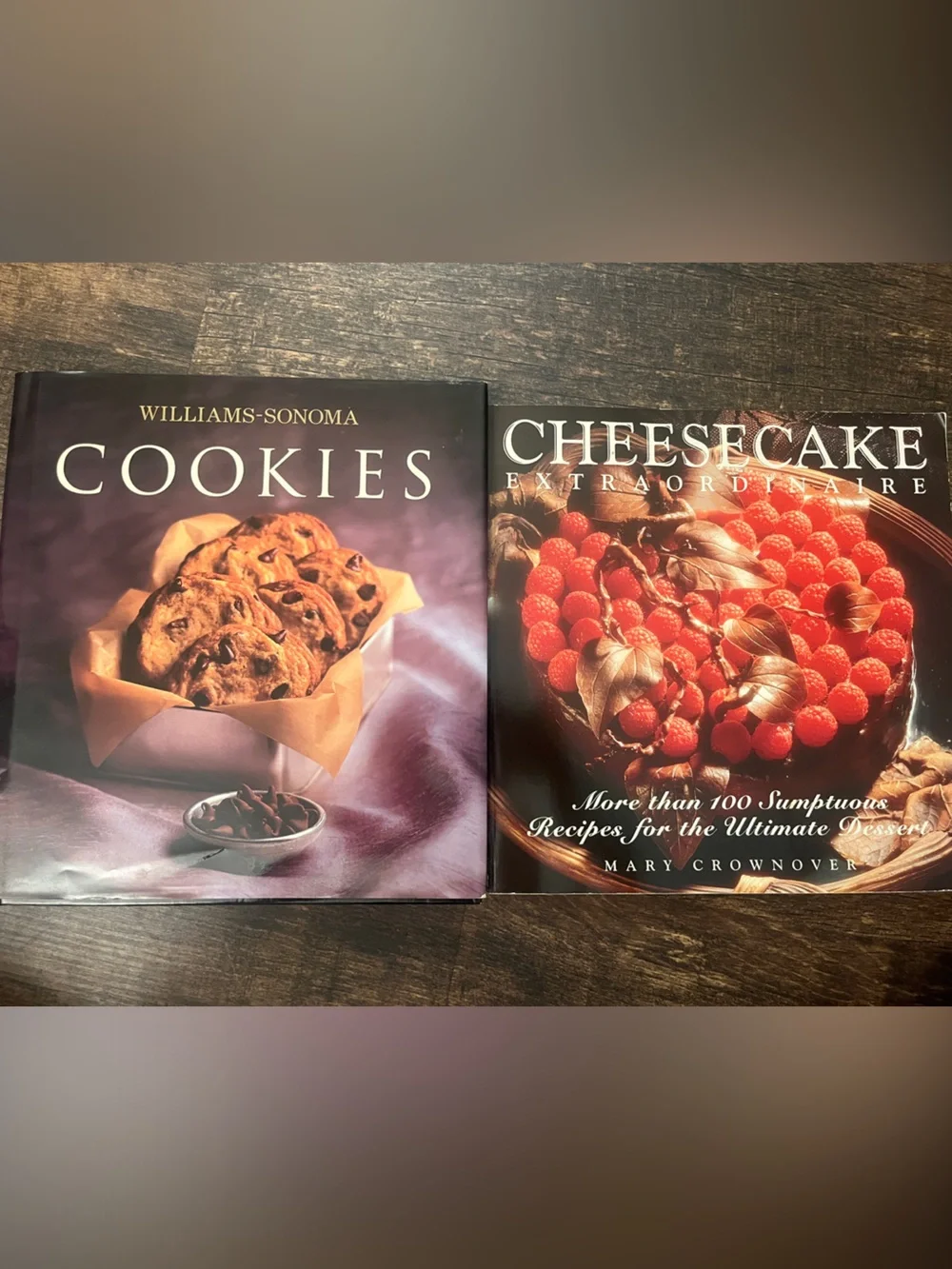 Williams-Sonoma Cookies & Cheesecake Duo